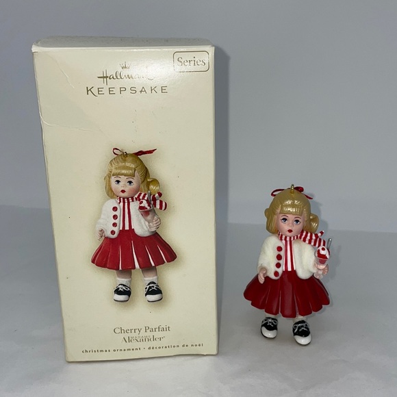 2007 Hallmark 50s Cherry Parfait Christmas Ornament - Picture 1 of 11